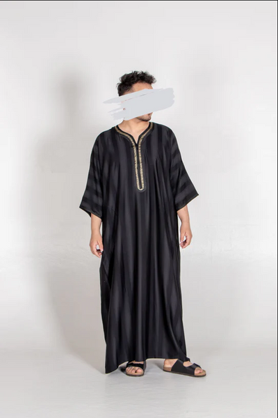 Qatari Black Stripe Thobe